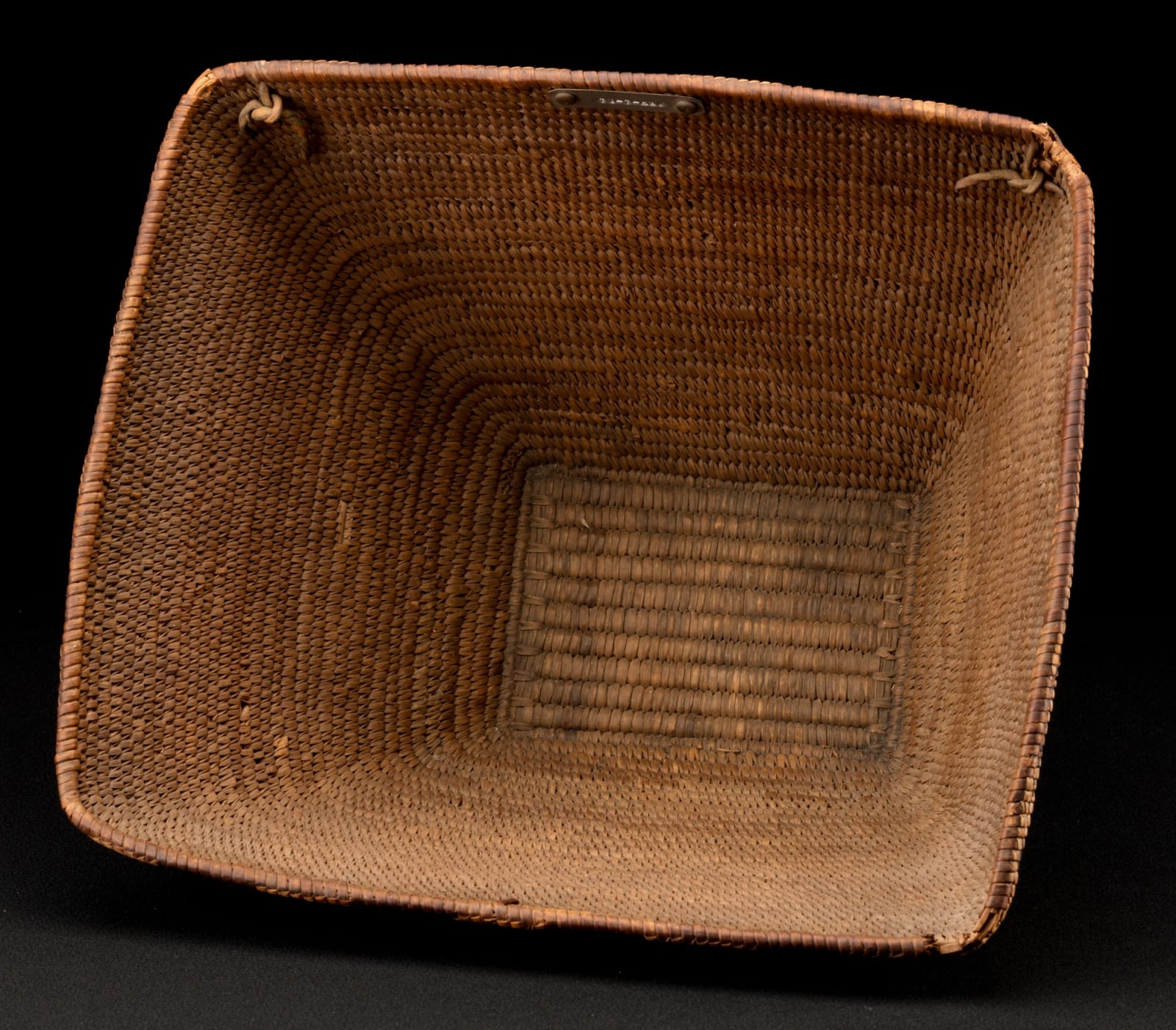 UNIDENTIFIED THOMPSON RIVER SALISH (NLAKA'PAMUX) ARTIST, Burden Basket, 19th century