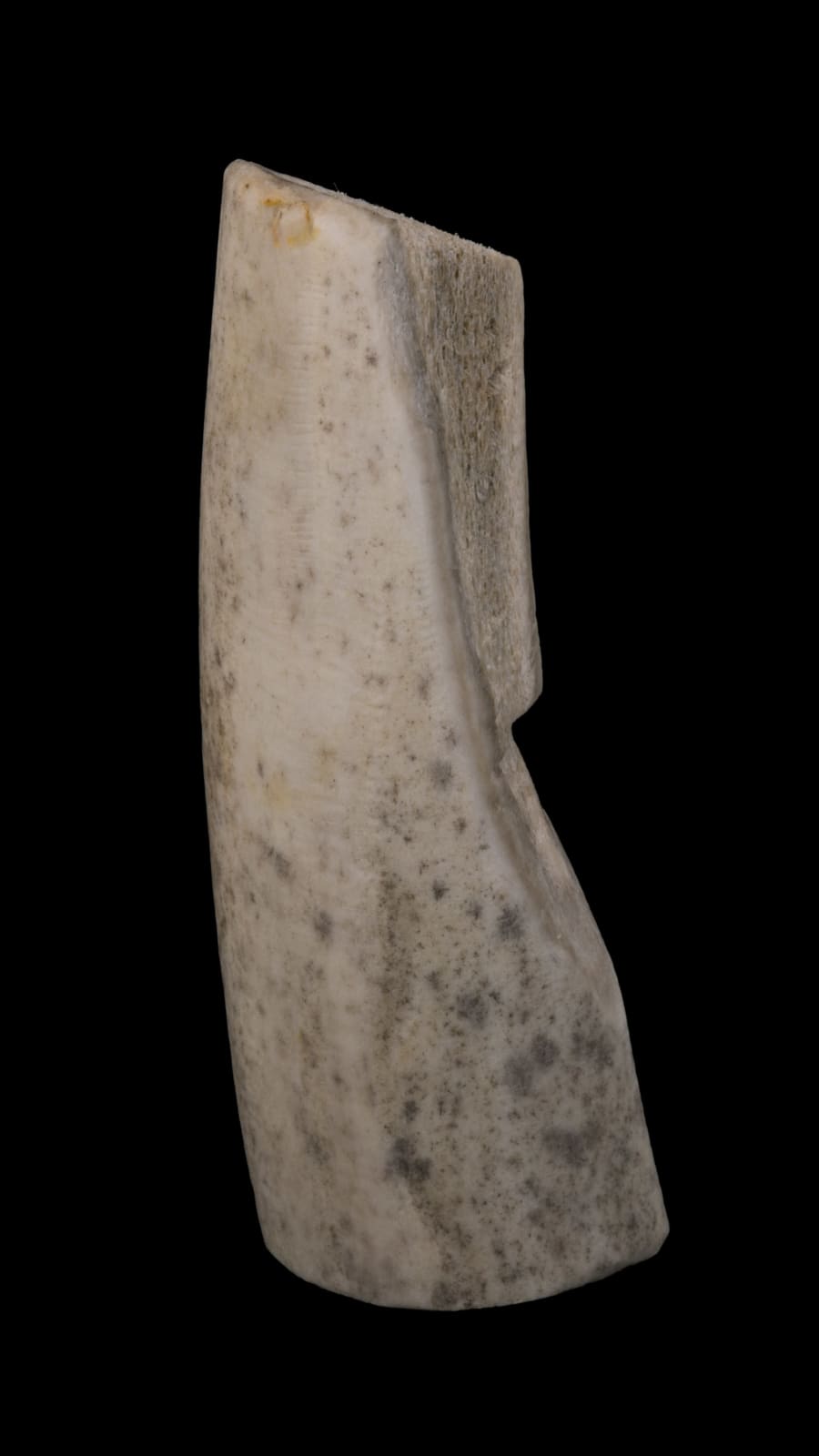 ELIZABETH NUTARAALUK AULATJUT (1914-1998) ARVIAT (ESKIMO POINT), Bust of a Hooded Figure, early 1980s