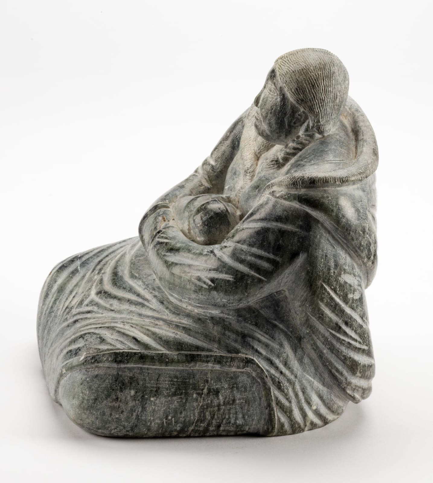 JOHANESEE KALLUK (1940-1974) KANGIQTUGAAPIK (CLYDE RIVER), Mother and Child, c. 1967-68