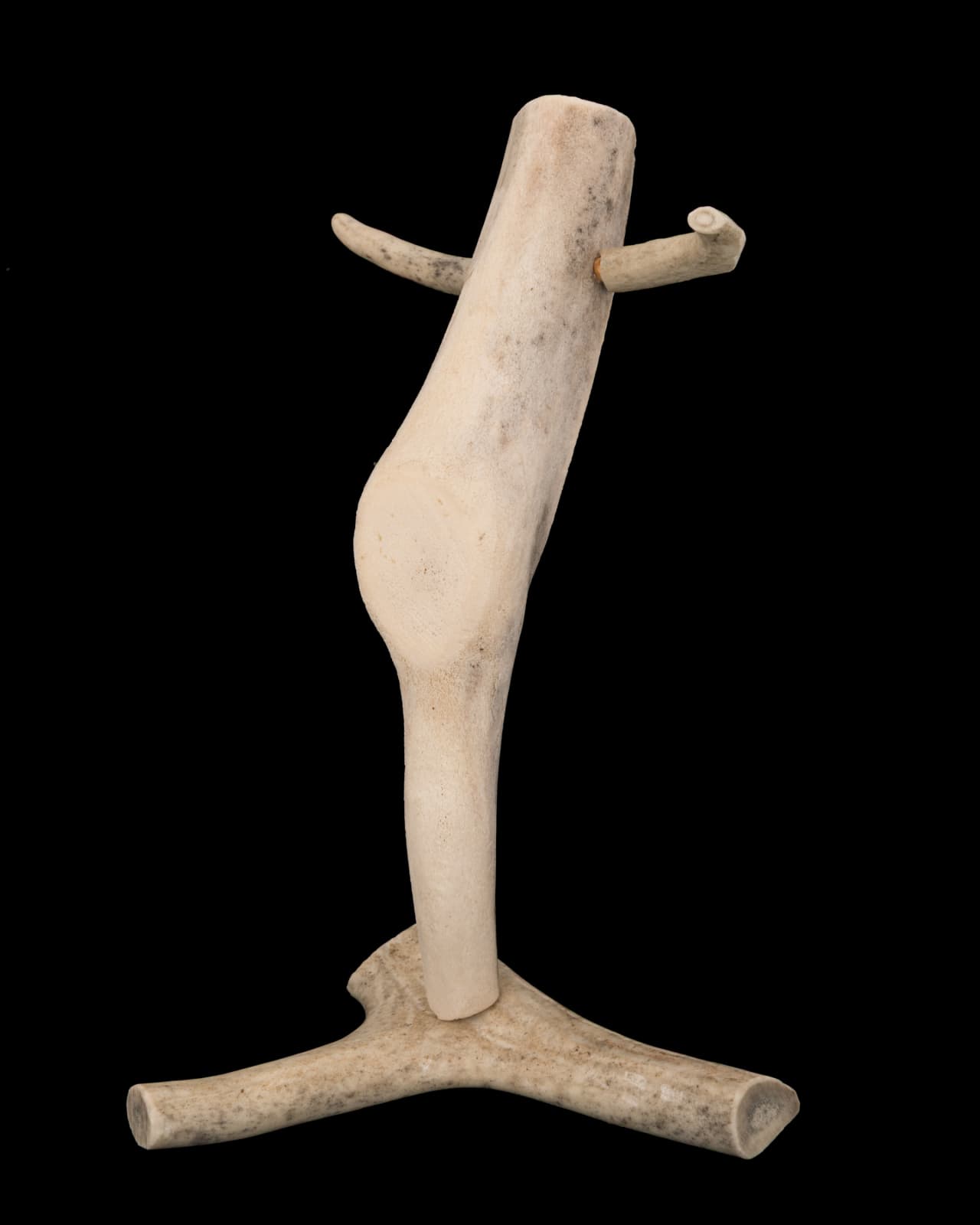 LUKE ANOWTALIK (1932-2006) ARVIAT (ESKIMO POINT), Balancing Man, early 1980s