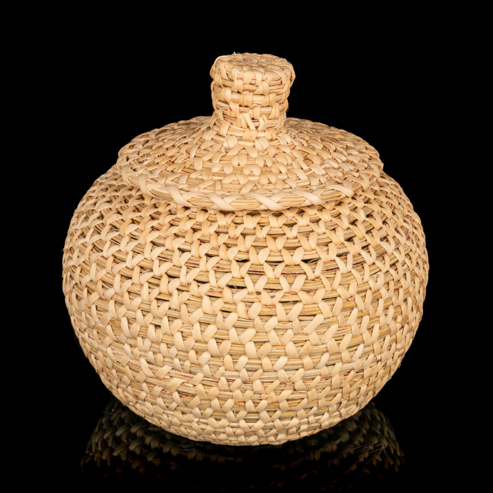 UNIDENTIFIED YUP'IK ARTIST, Lidded Basket with Honeycomb Stitch, 1990s