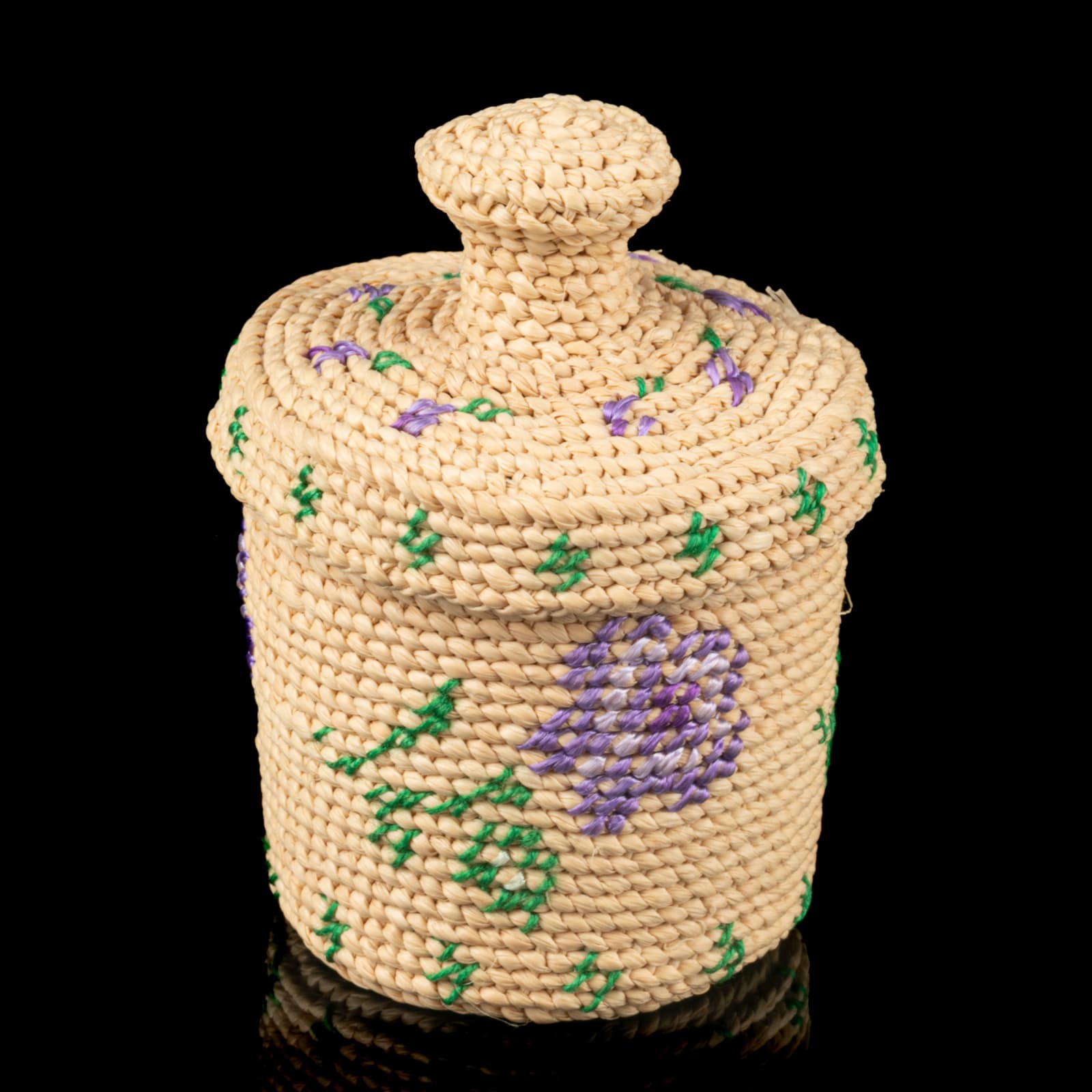 PATSY RUDOLPH (20TH CENTURY) UNANGAX̂ (ALEUT), Miniature Basket with Chunusix (Wild Geraniums), c. mid 1980s