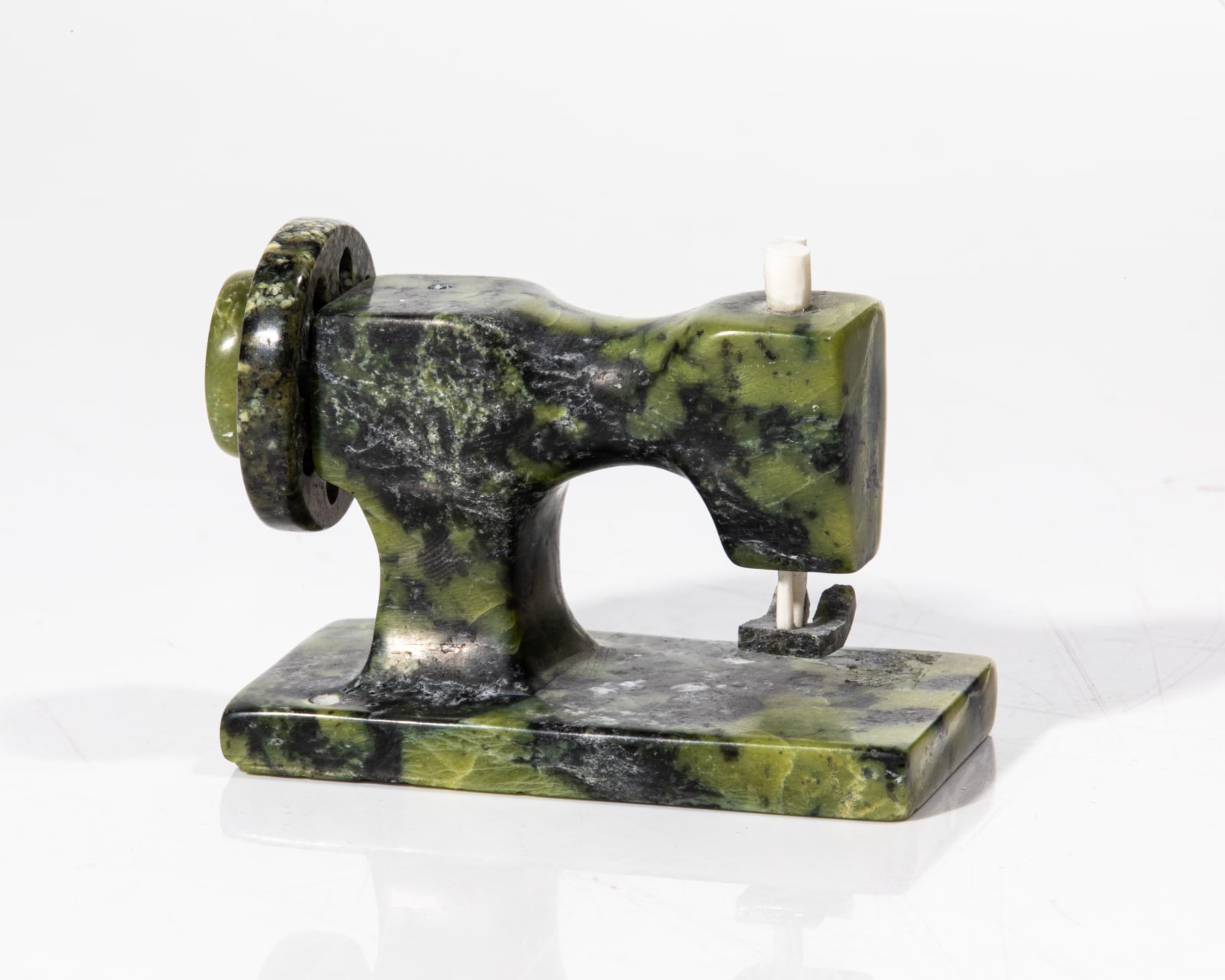 JAMASEE PITSEOLAK (1968-) KINNGAIT (CAPE DORSET), Sewing Machine