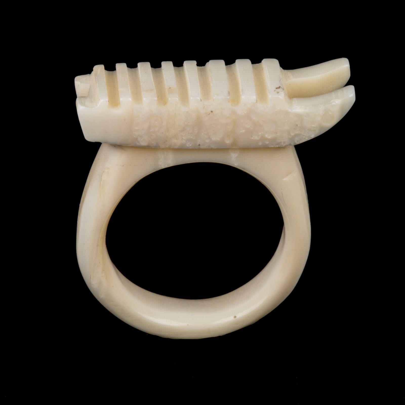 UNIDENTIFIED INUIT ARTIST, PANNIQTUUQ (PANGNIRTUNG), Qamutiik (Komatik) Ring, c. 1980s