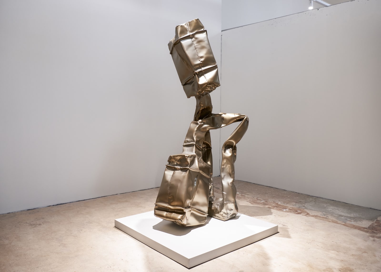 Anna Fasshauer, Mistral , 2024