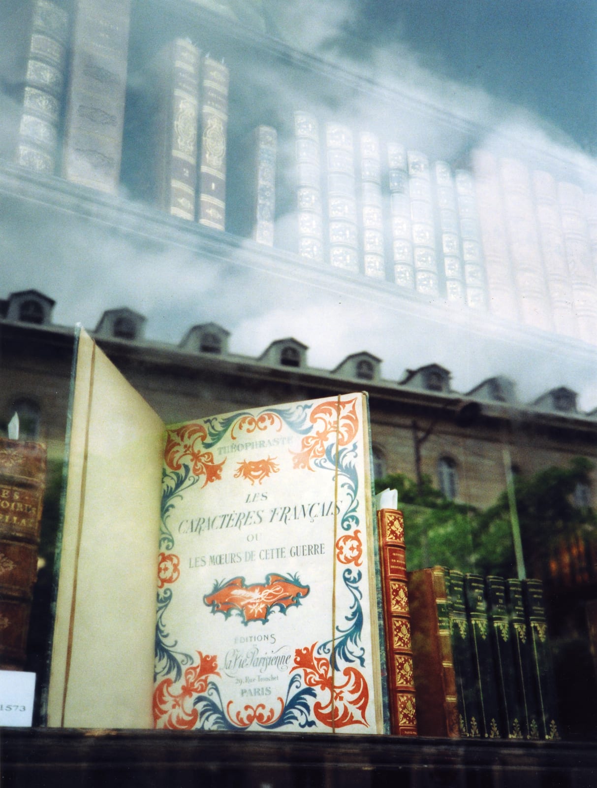 Dorothy Bohm, Rue Férou, Paris, 1988