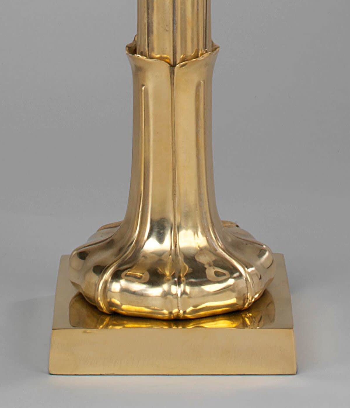 Lotus Leaf Table Lamp