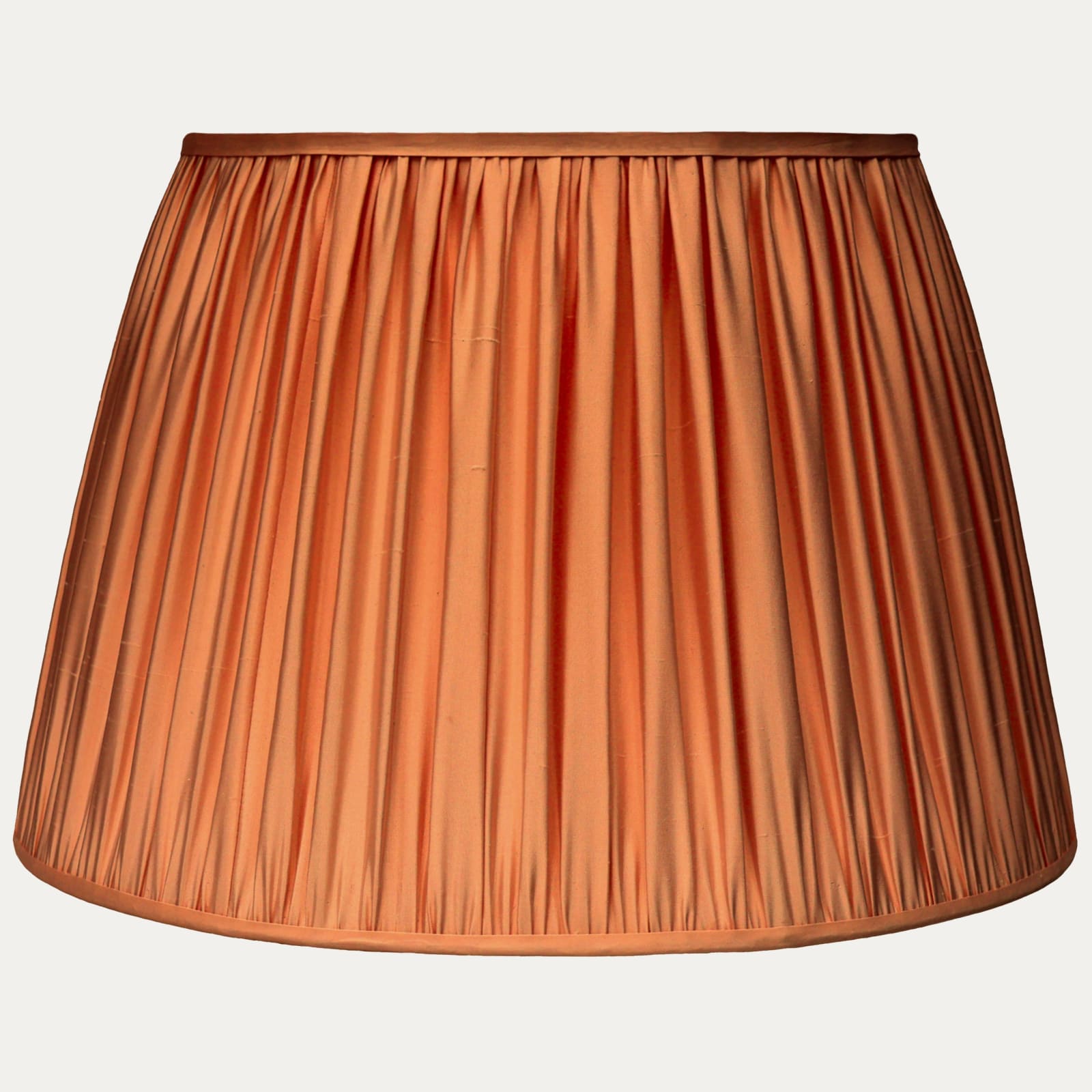 Taffetas Ninon 5251 Silk Pembroke Lampshade