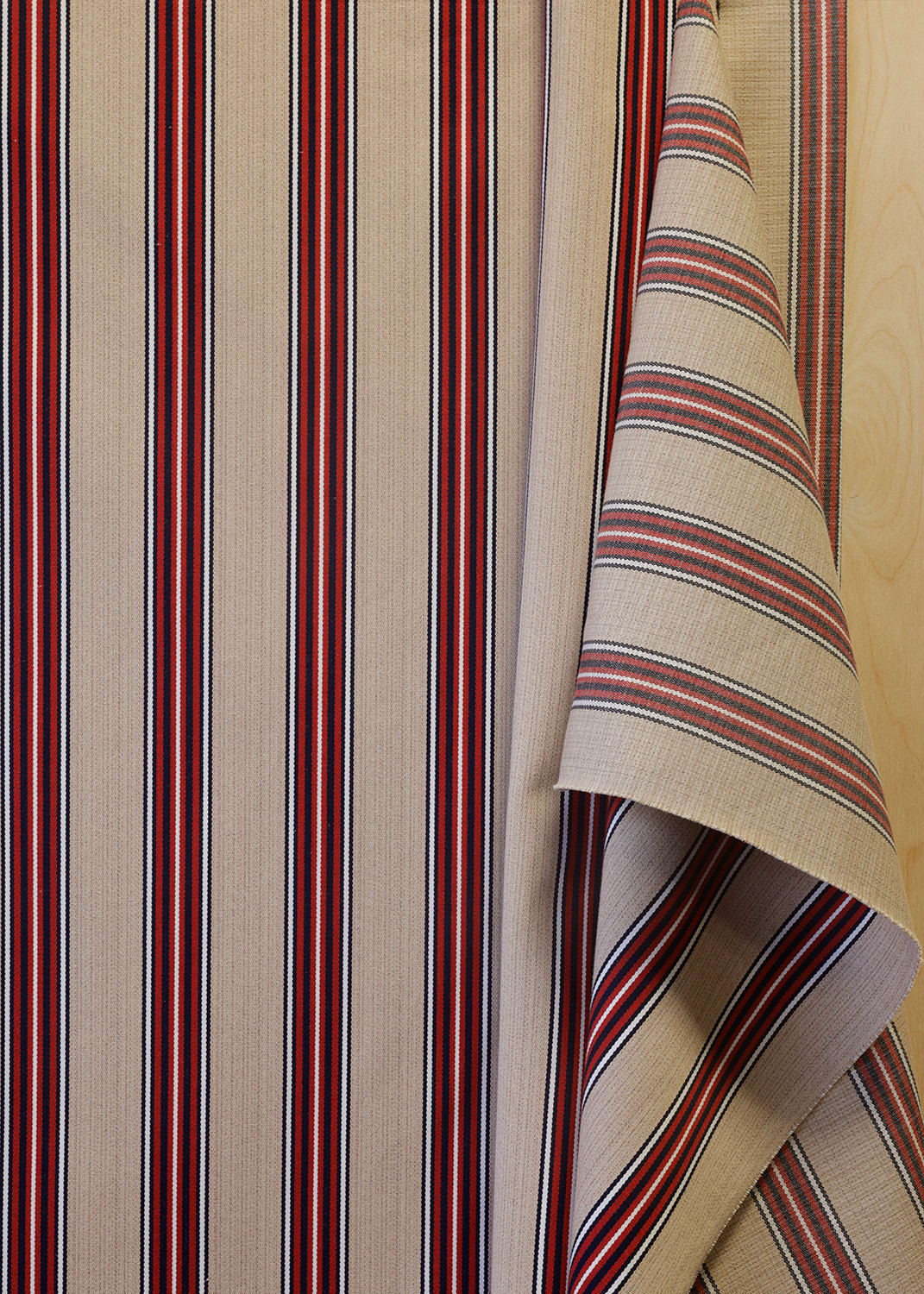 Frude Oatmeal Navy Red