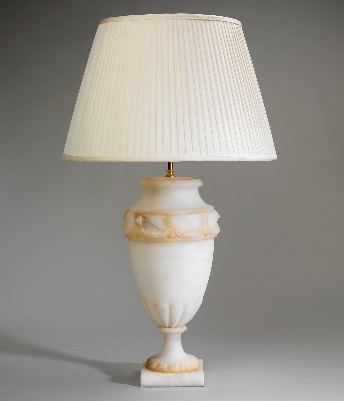Trento Urn Table Lamp