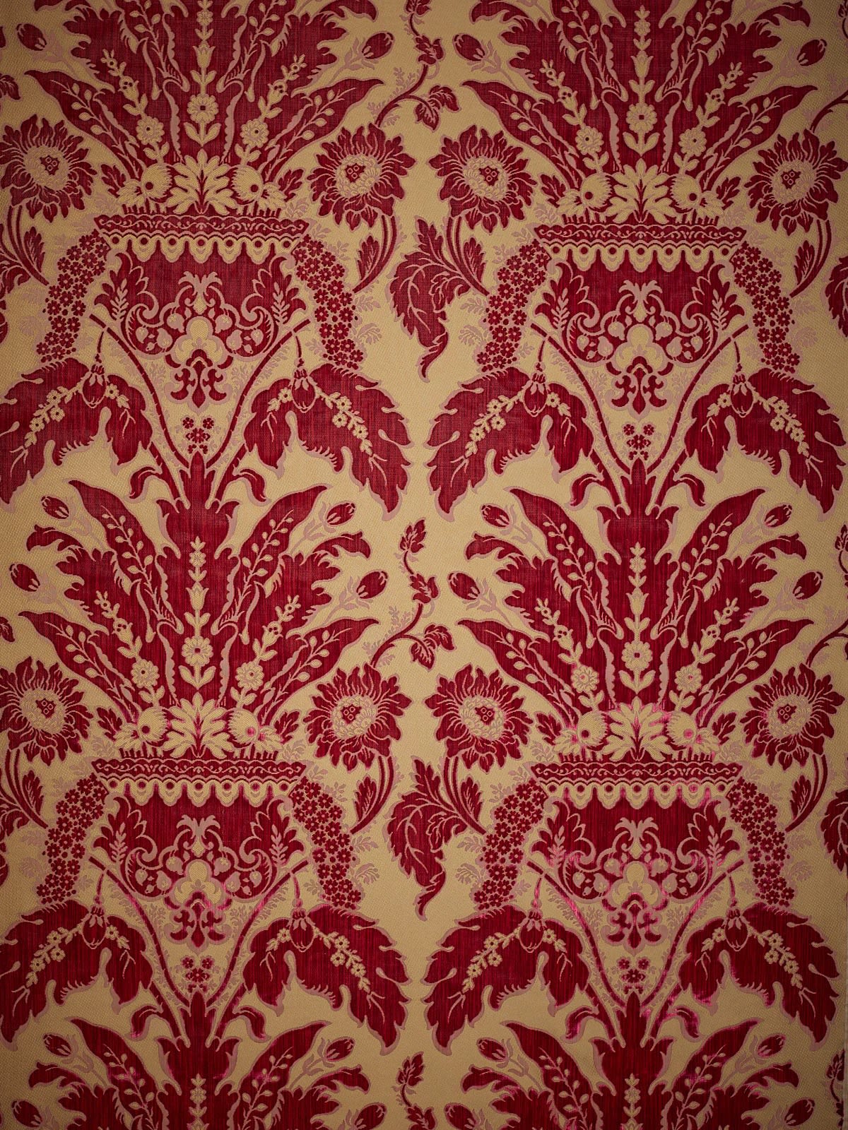 Versailles Rose Gold