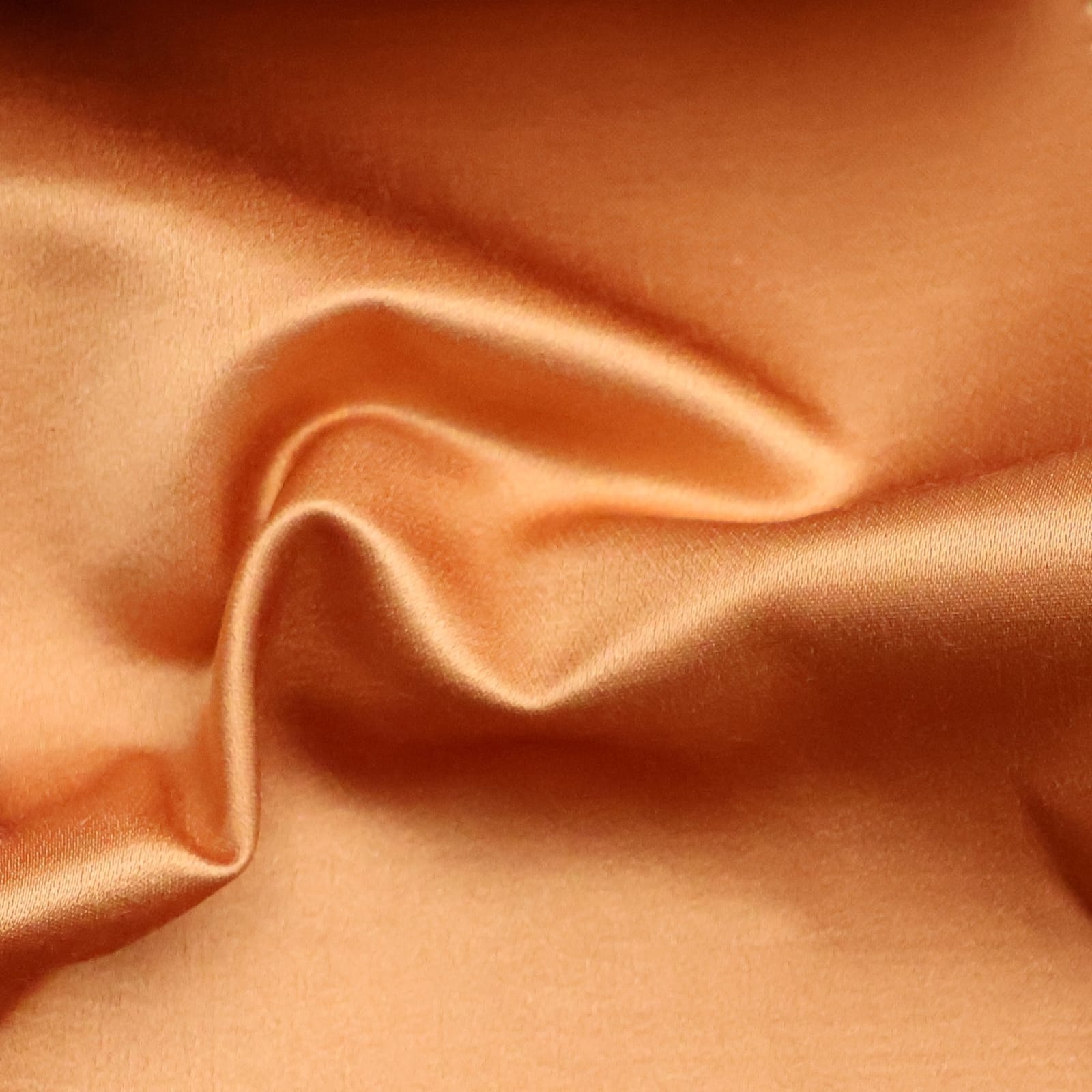 Satin La Tour 6015 Silk Box Pleated Lampshade