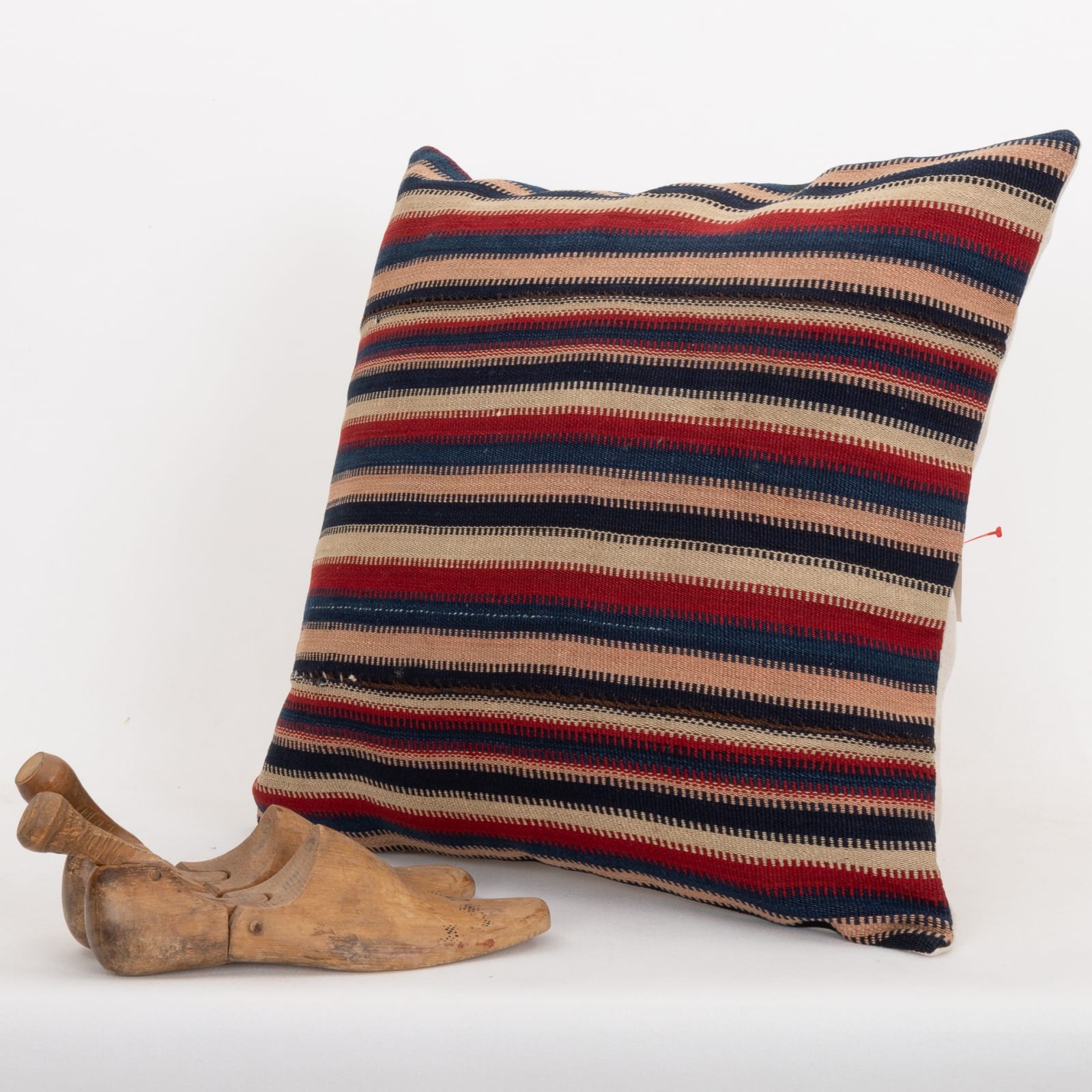 55x55cm 22x22in Jajim Striped Cushion