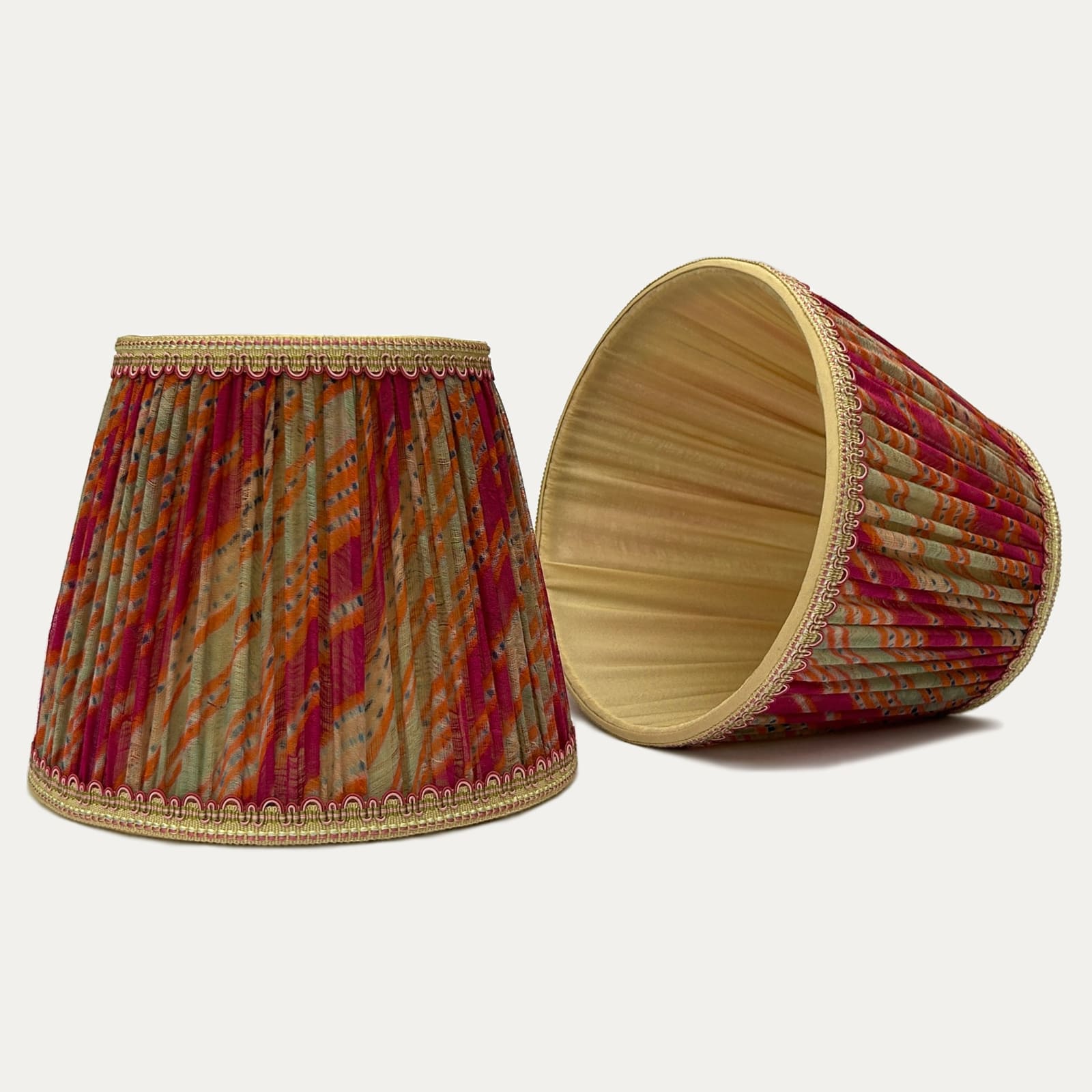 Vintage Indian Hand-dyed Leheriya Lampshade with Peta Smyth antique trim