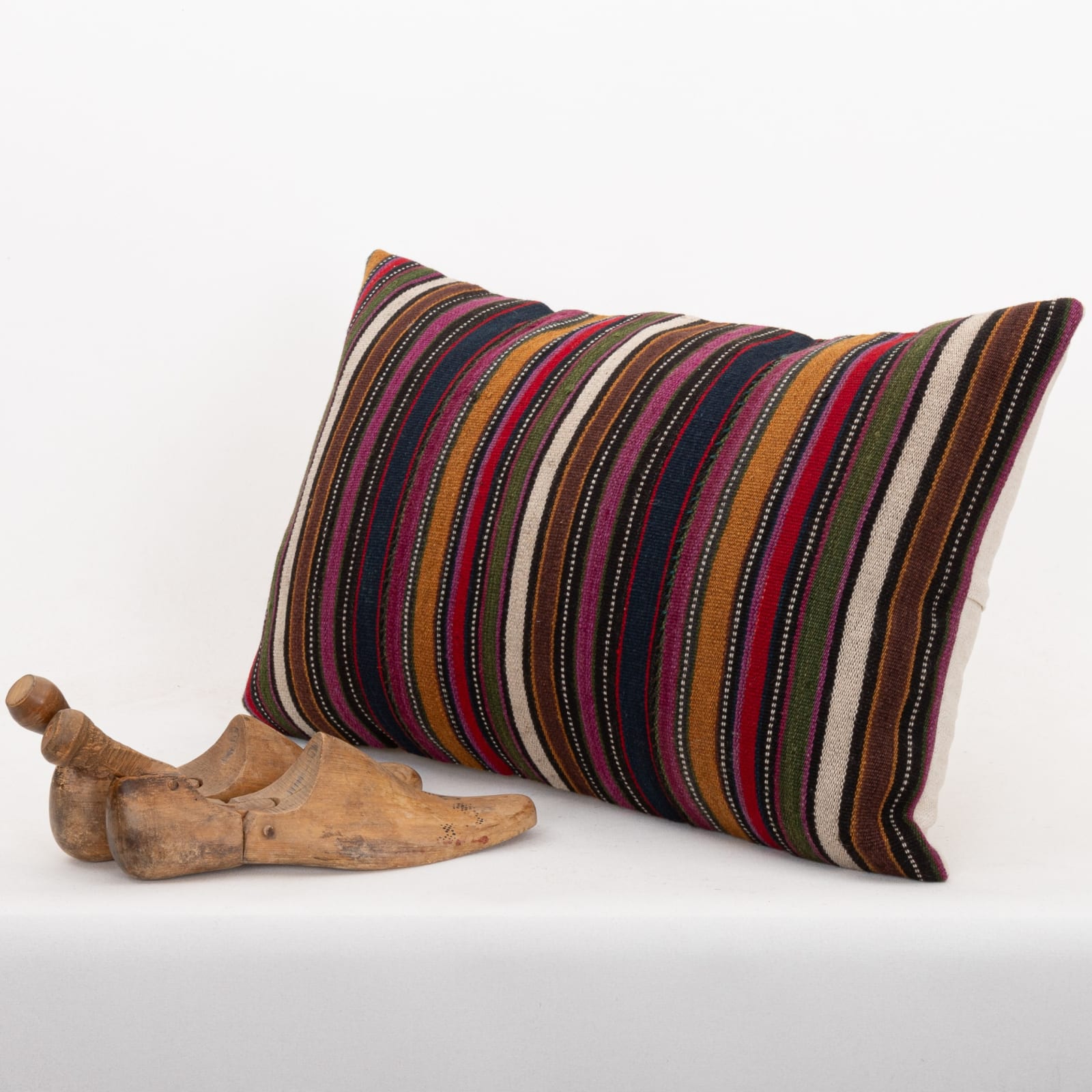 40x60cm 16x24in Jajim Striped Cushion
