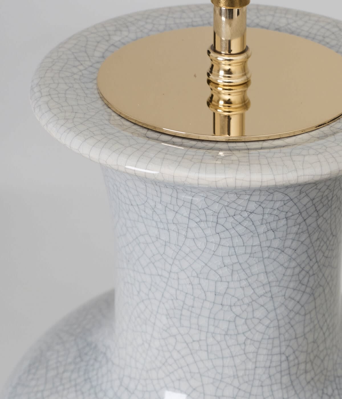 Fishtail Vase Stone