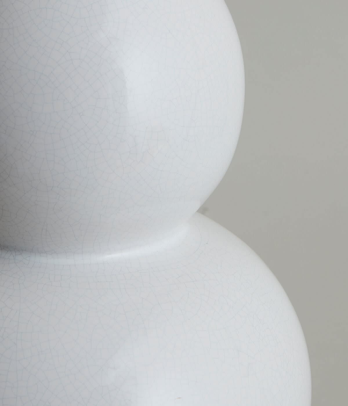 Avebury Table Lamp White