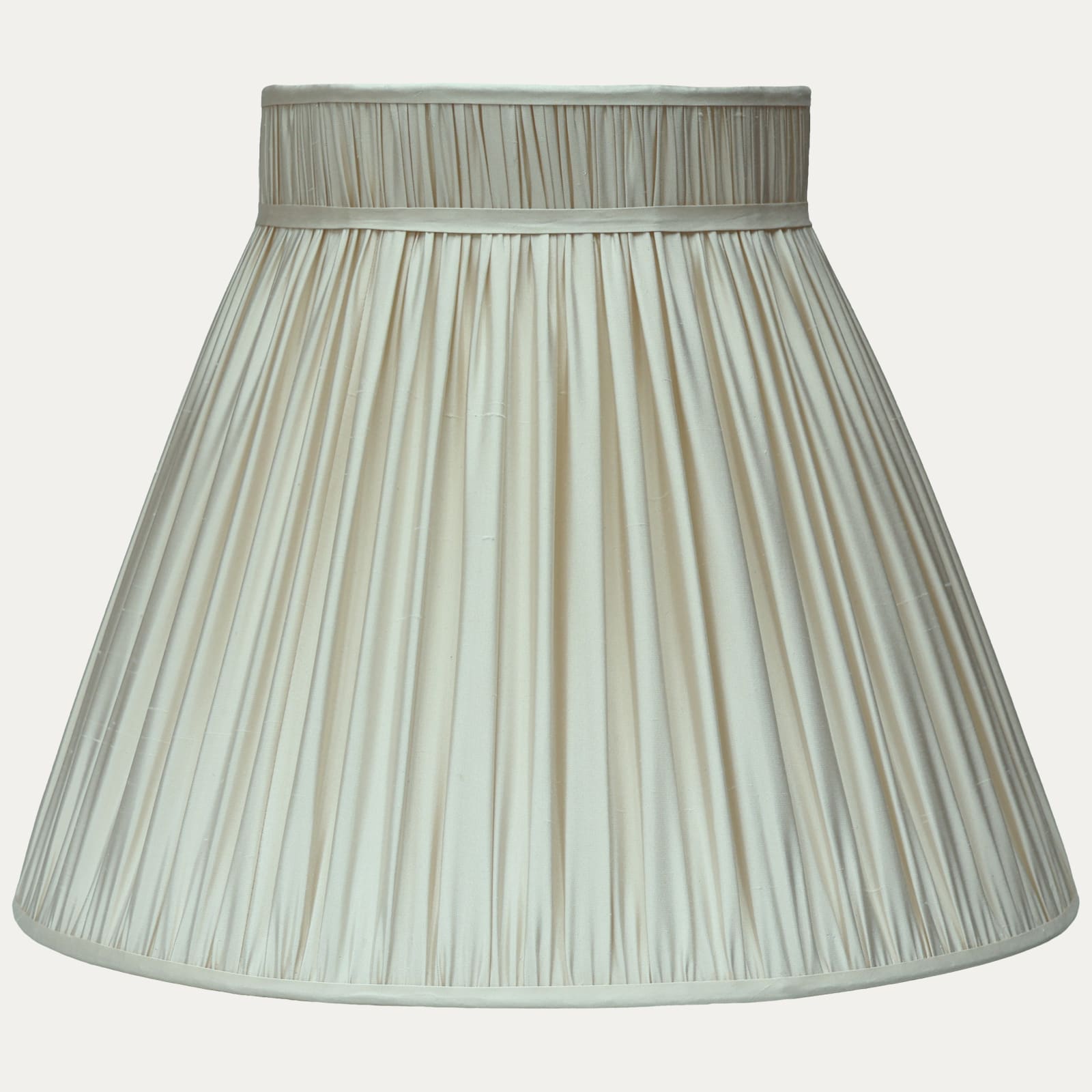Taffetas Ninon 5267 Silk Collar Top Lampshade