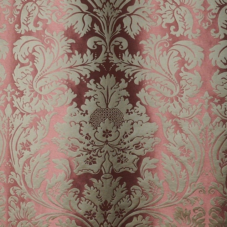 Ravenna Rose Pummice