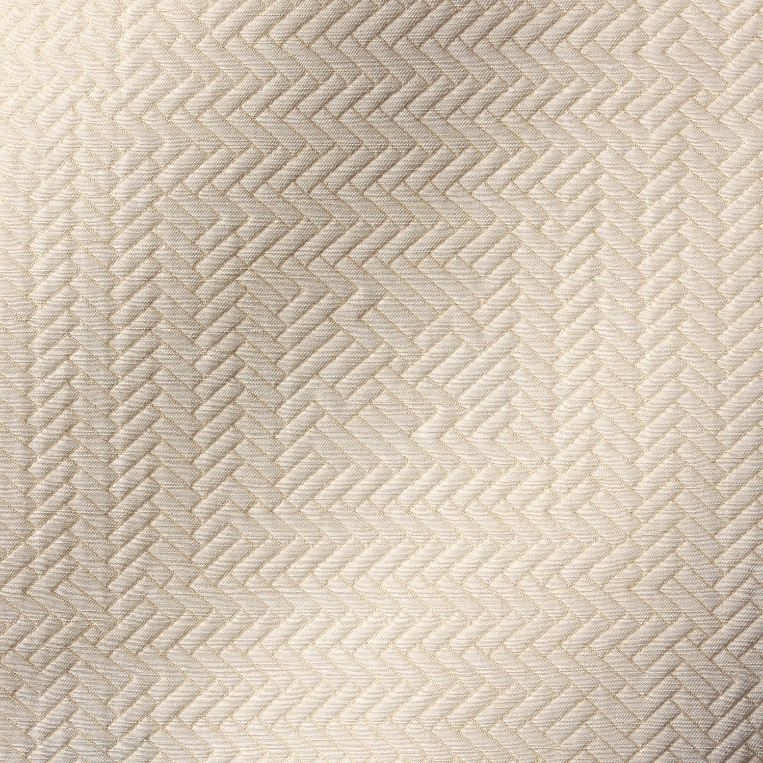 Labyrinth Ivory