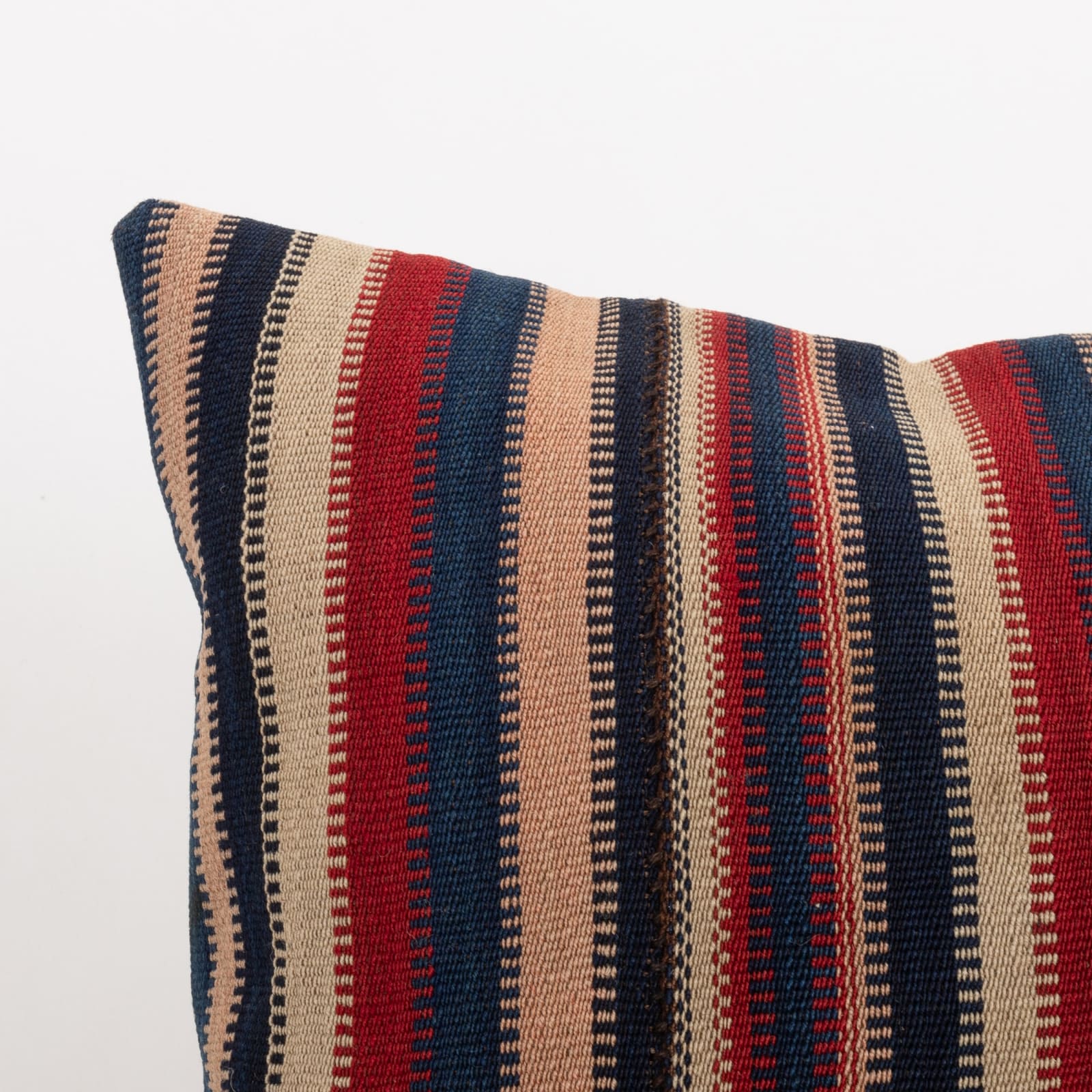 55x55cm 22x22in Jajim Striped Cushion