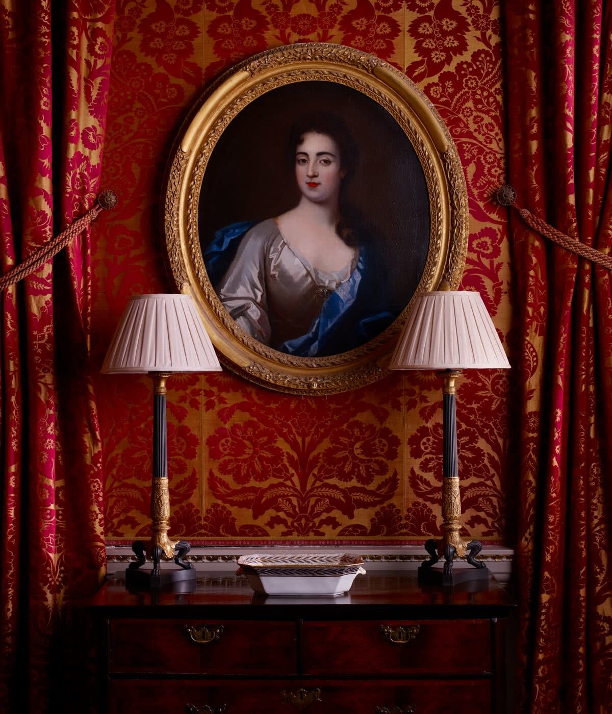 Leighton Table Lamp