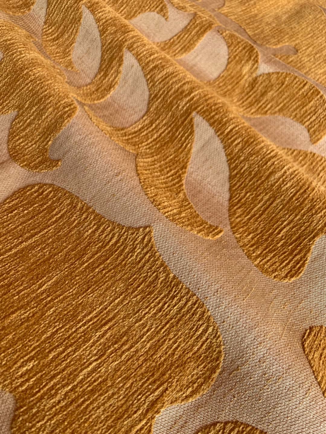 Veronese Old Gold