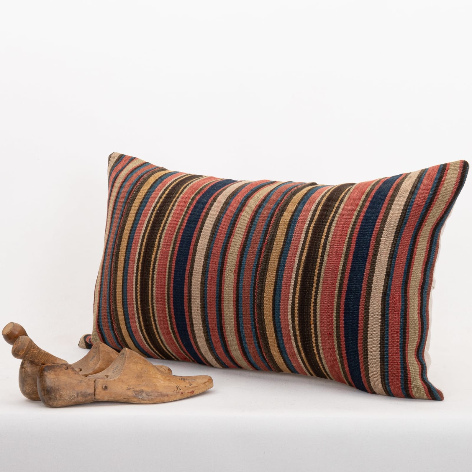 40x70cm 16x28in Jajim Striped Cushion