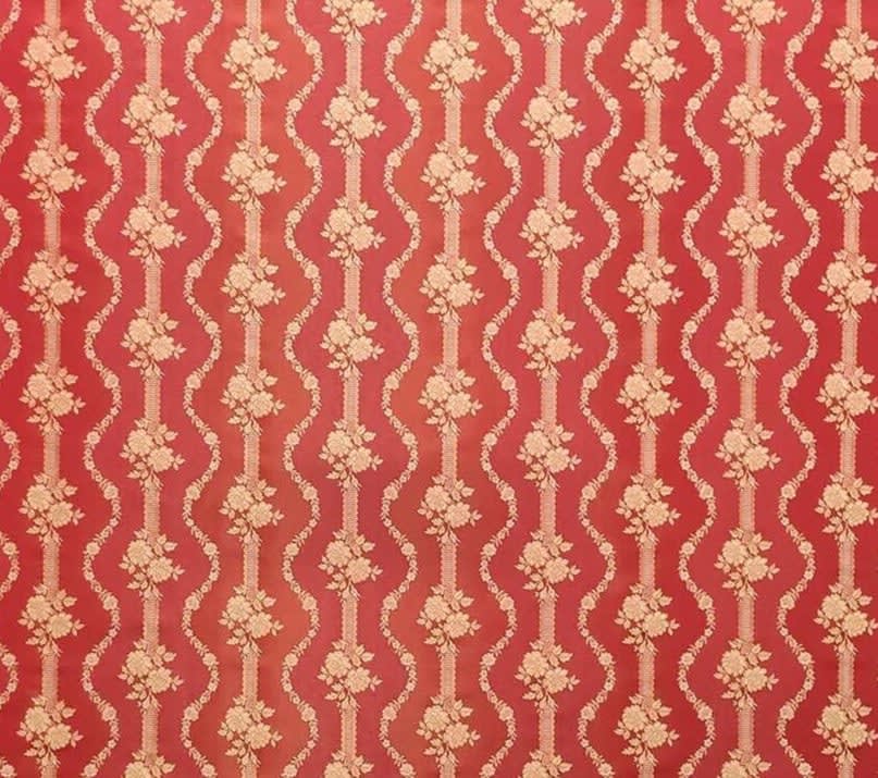 Damascus Petit Trianon Red Light