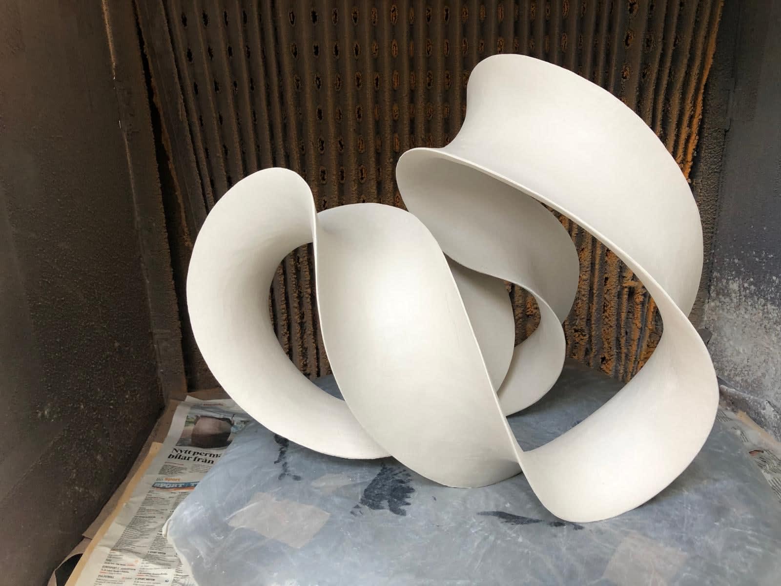 Merete Rasmussen, Red Loop, 2025