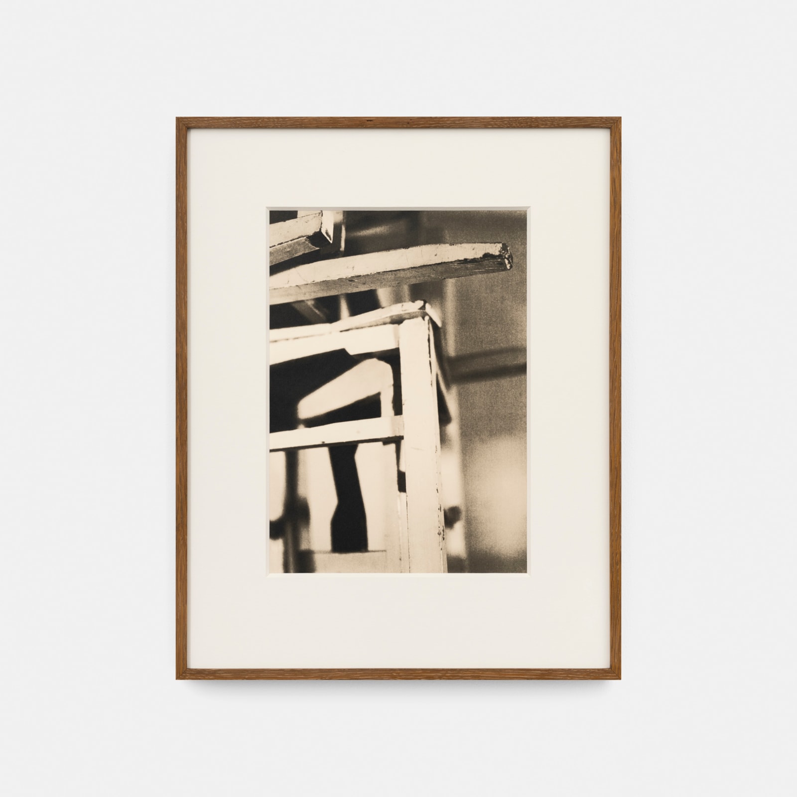 João Penalva, Seven views of spaces between five chairs, 2015