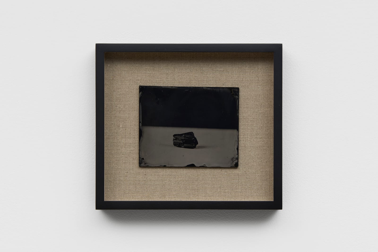 BRIDGET SMITH, Objects in Space (Black Tourmaline), 2019