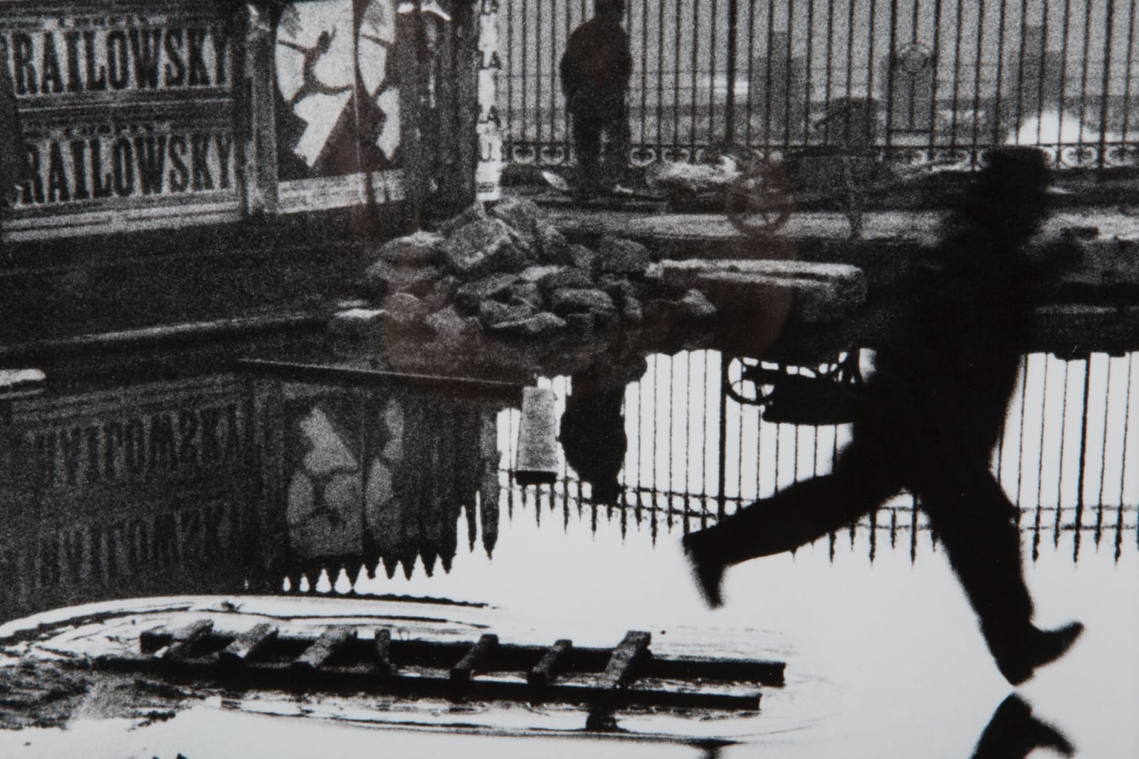 Henri Cartier, Behind the gare St. Lazare, Paris, 1932