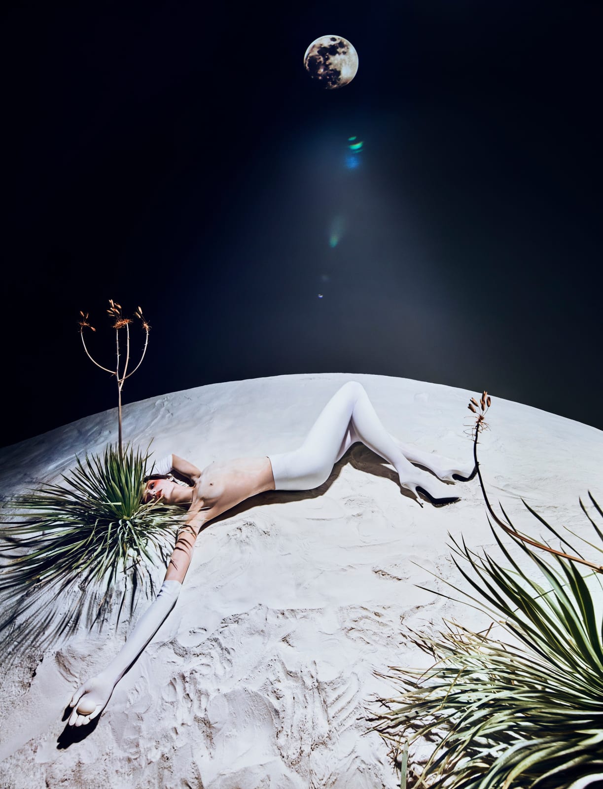 Txema Yeste, Over the Moon, 2017.
