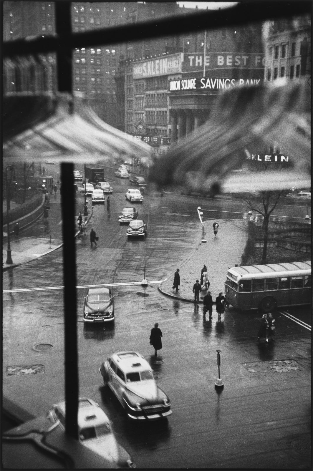 Louis Faurer, Union Square, New York City, 1948.