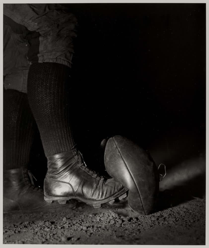 Harold Edgerton, Football Placement Kick, 1934.