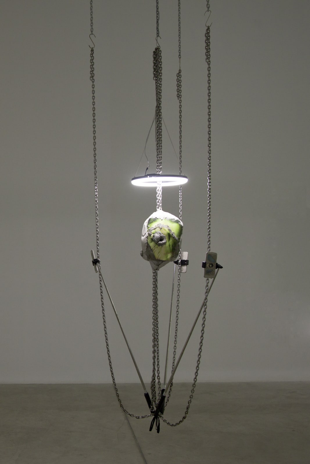 Matheus Rocha Pitta, A 10ª Sirene (Lygia como as três Greas), 2022