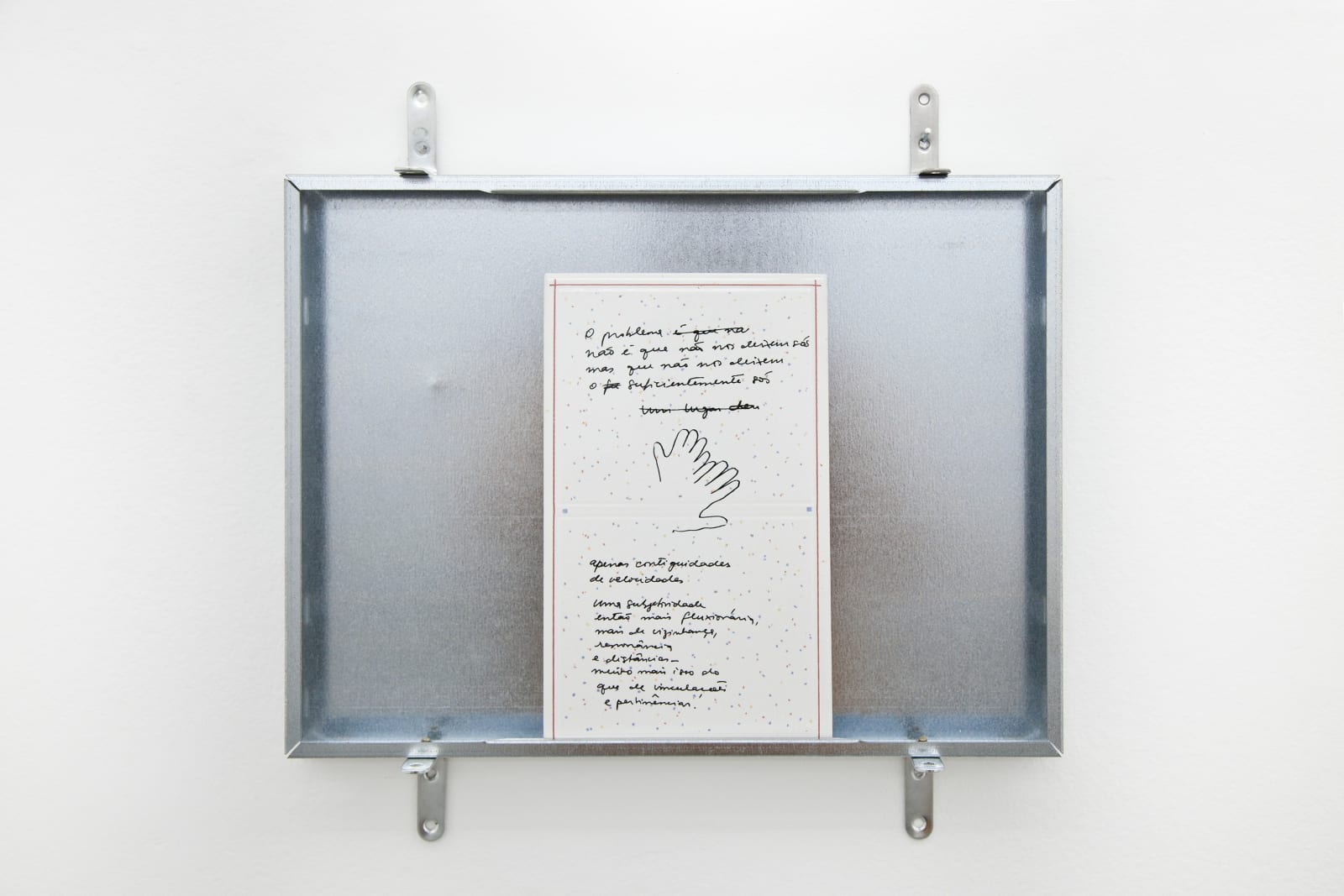 Débora Bolzsoni, Como viver só (How To Live Alone), 2017