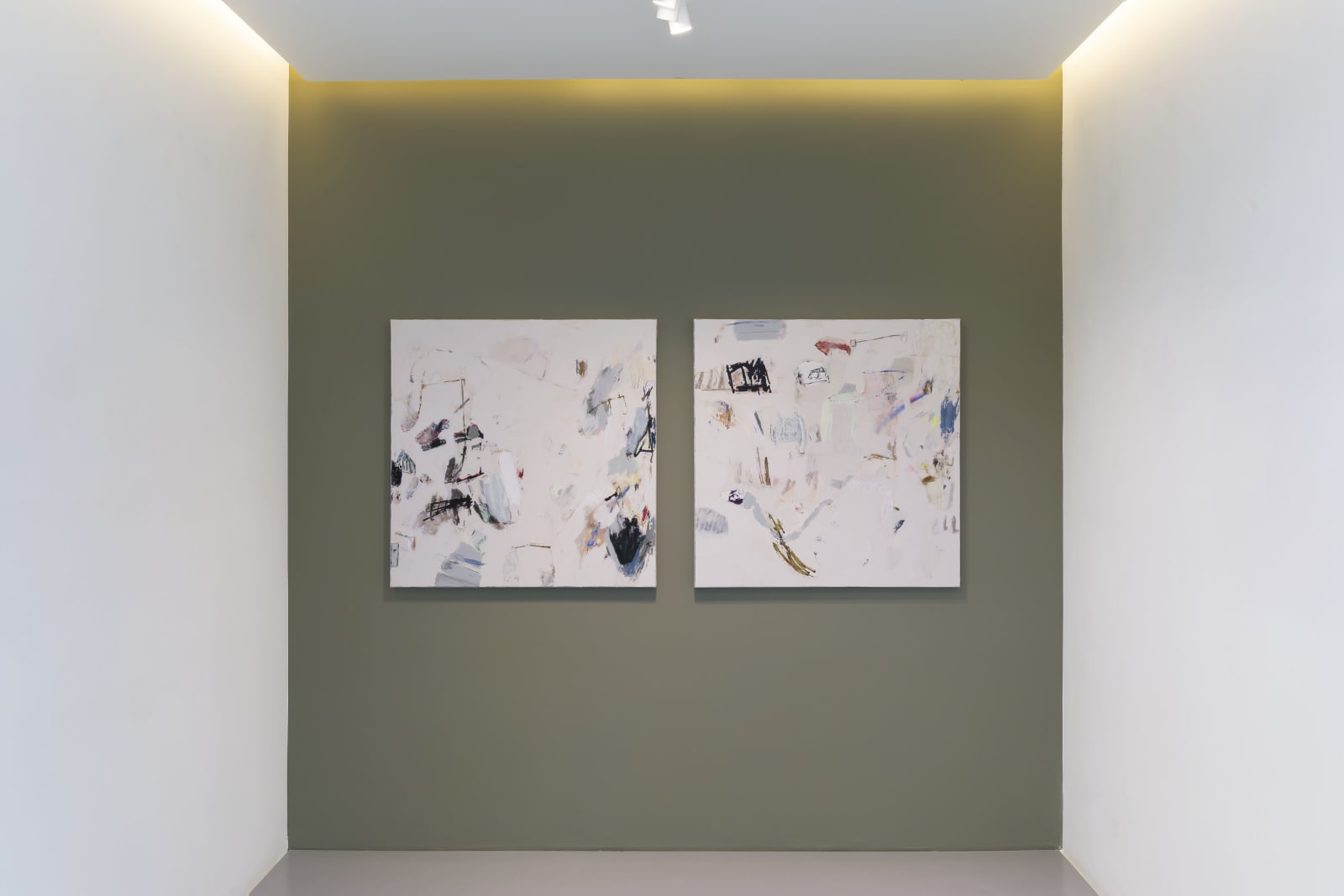 Mariana Horgan, Aware, alive, 2025