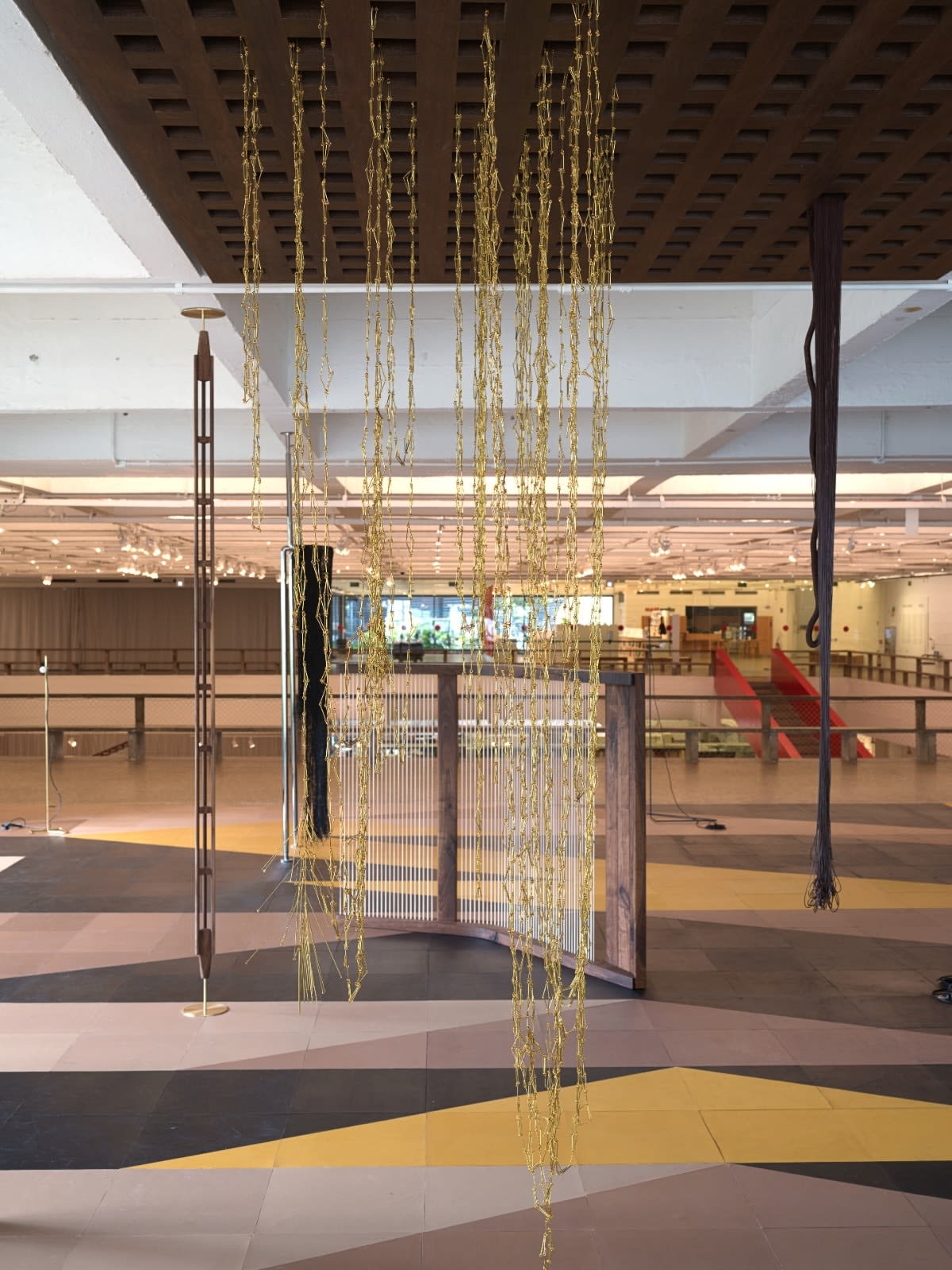 Leonor Antunes, discrepancias com X, #2, 2019