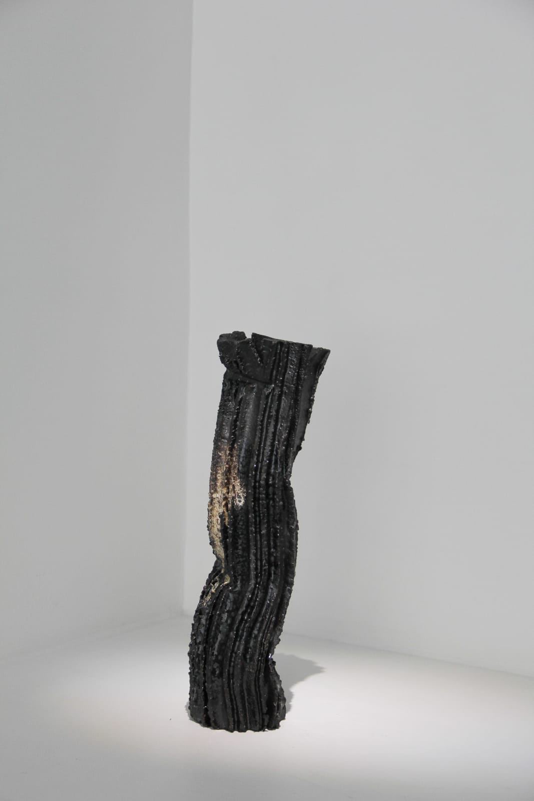 Trần Anh-Hùng, Vase no. 7, 2016-2023