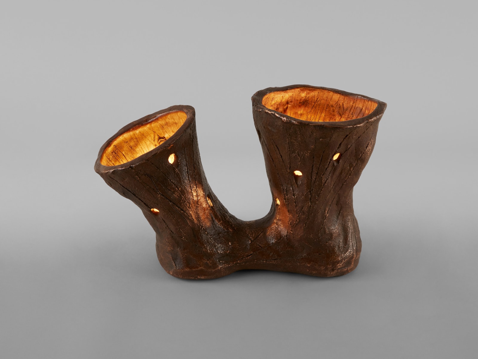Taher Chemirik, Bronze Lava