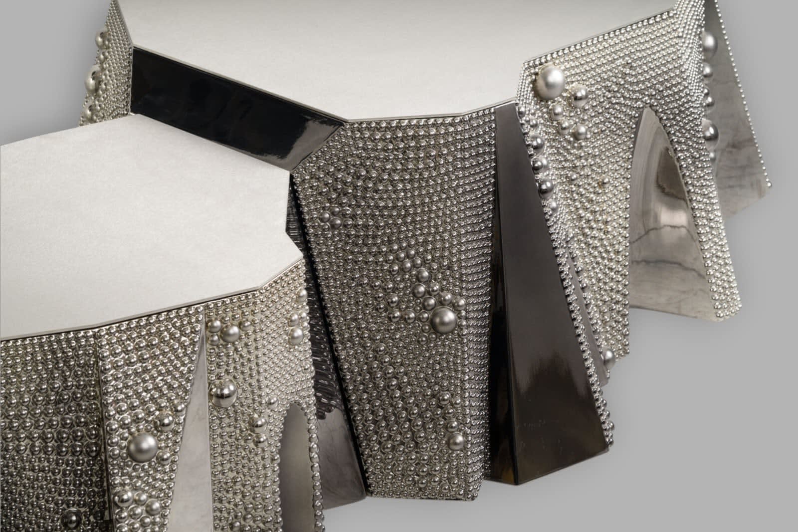 Pia Maria Raeder, Stardust low tables
