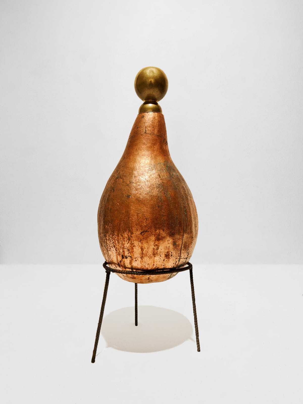 Martin BELOU, Flacon, 2025