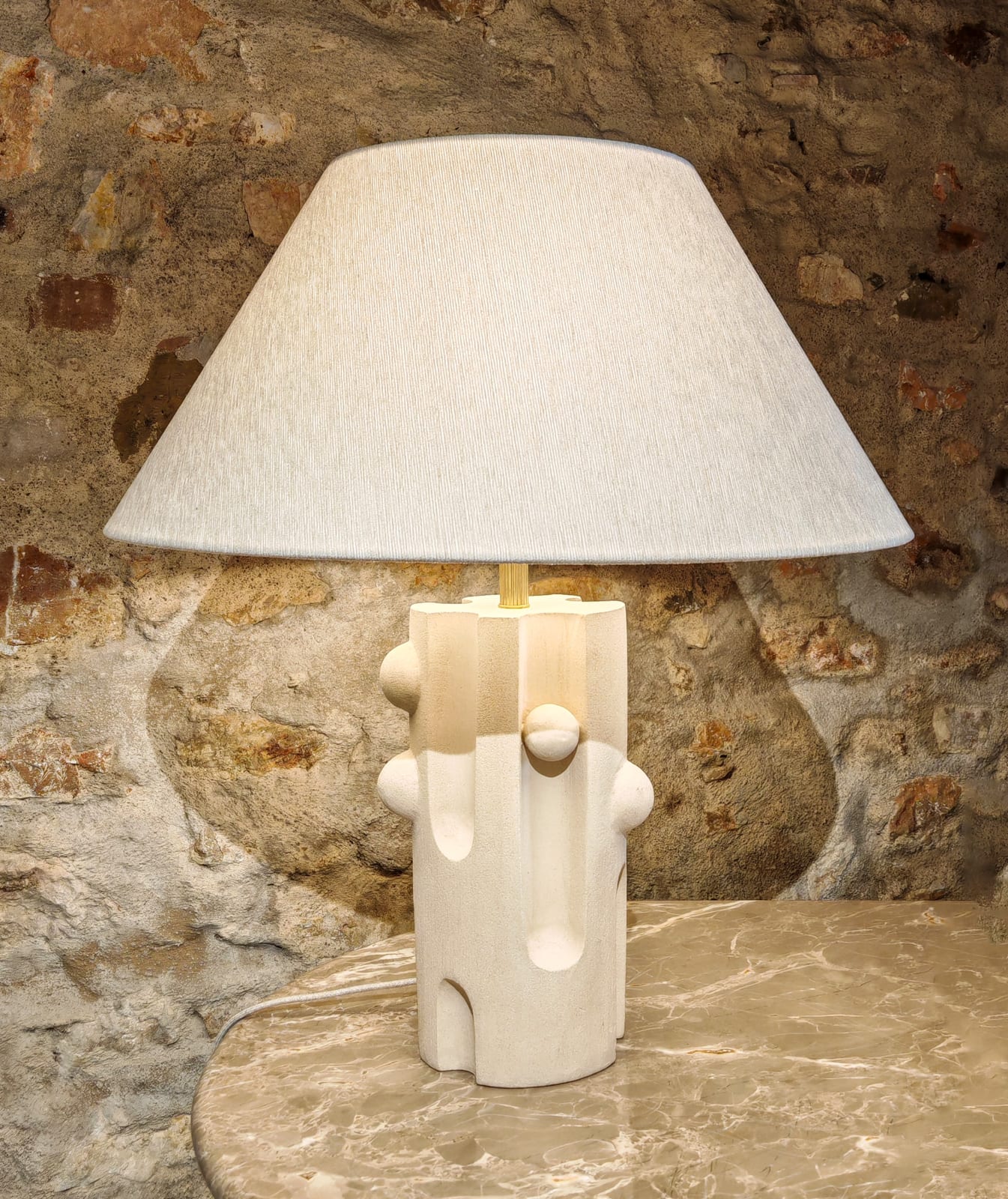 Olivia COGNET, Ceramic sculptural Lamp