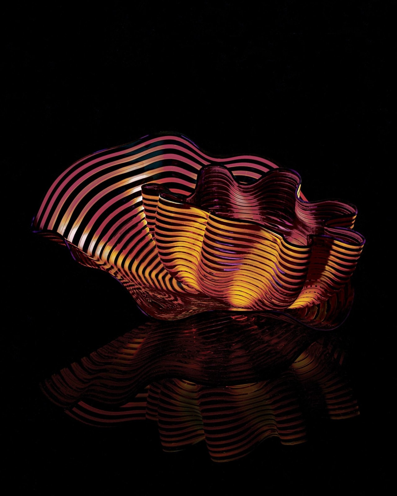 Dale Chihuly, Amber Plum Seaform Studio Edition # 205.cw2s.15, 2015
