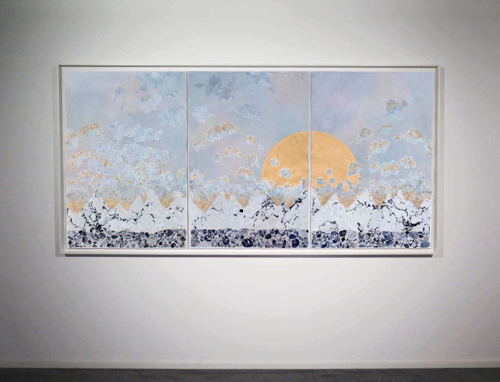 Crystal Liu, the moon and the tides, “wash over me, II”, 2017