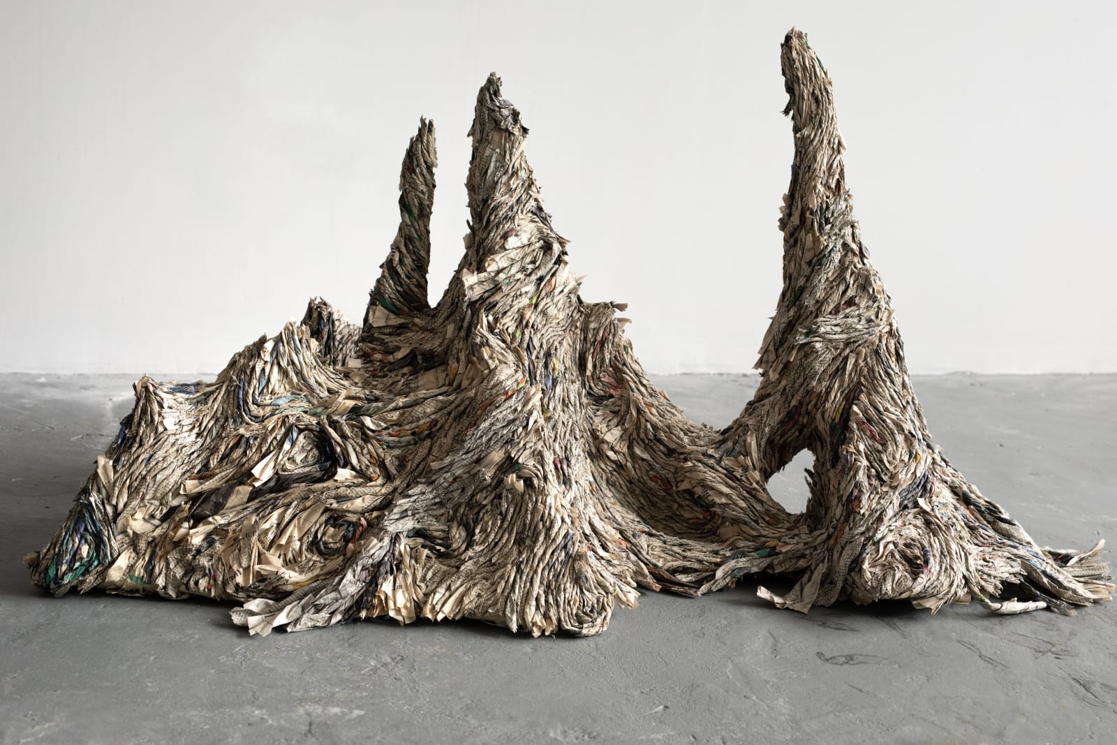 Kelly Wang 王佳怡, Brush Rest 2, 2023