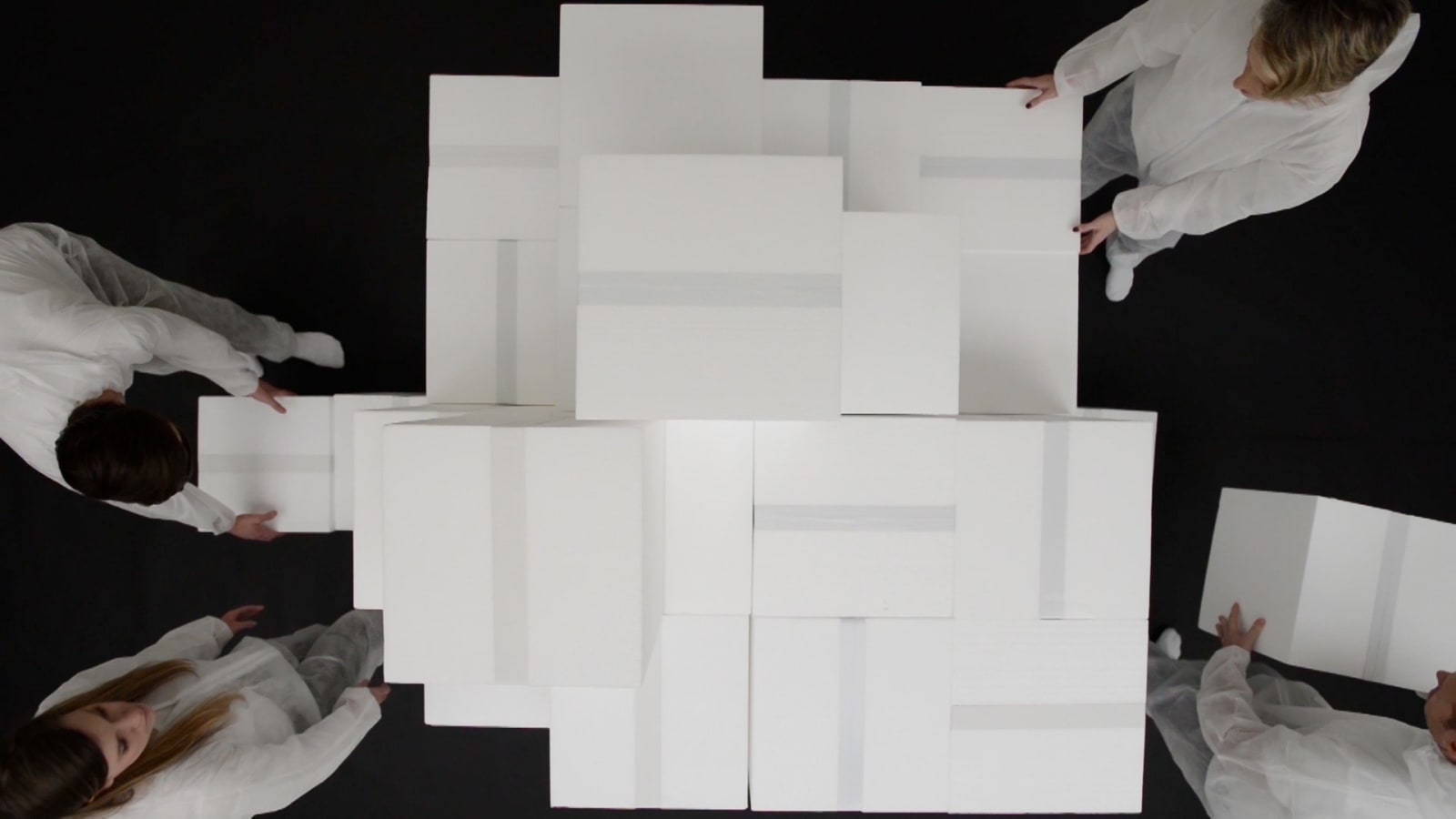 Roland Biermann, white cube / white wall, 2014
