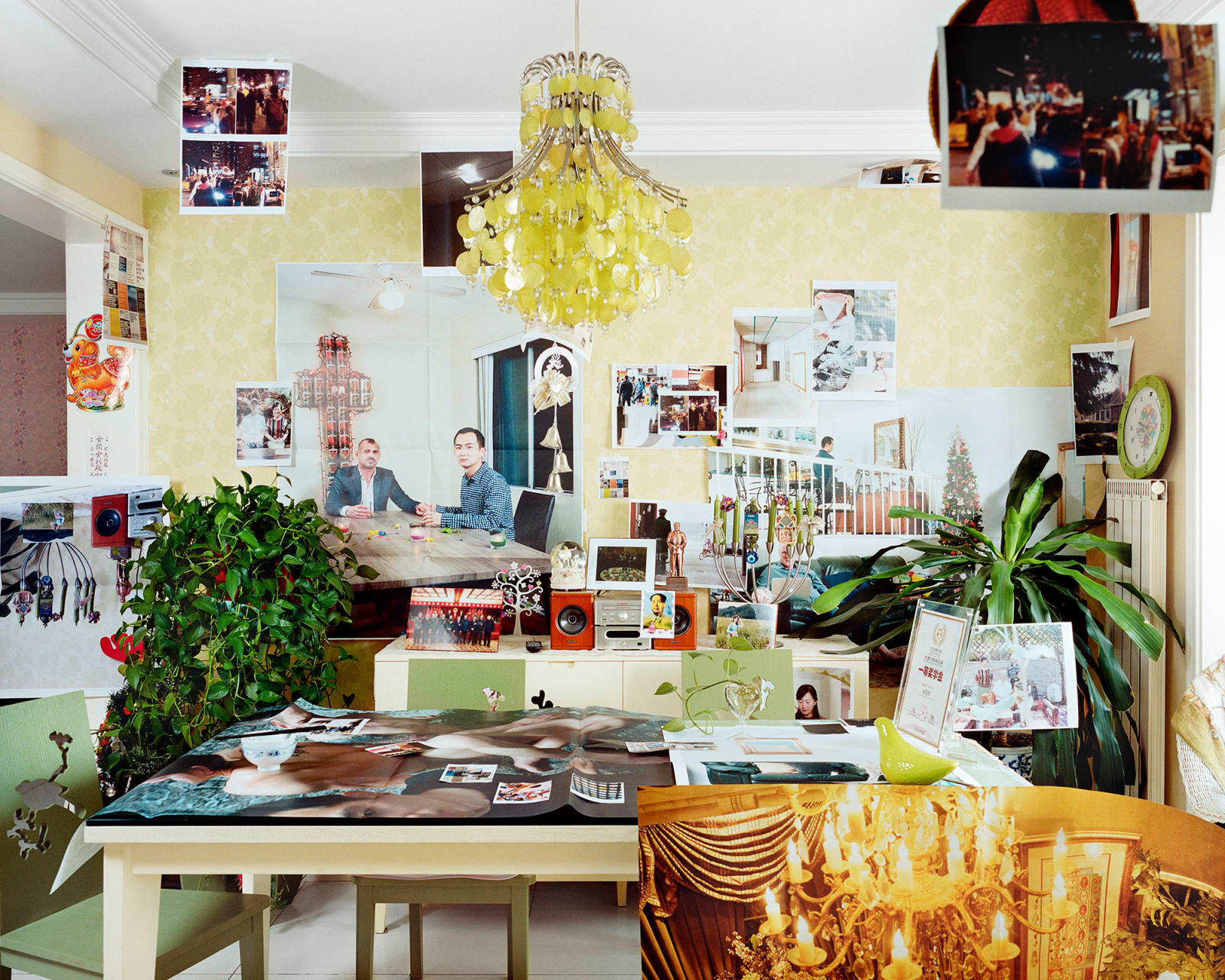 Guanyu Xu 徐冠宇, The Dining Room 餐廳, 2018